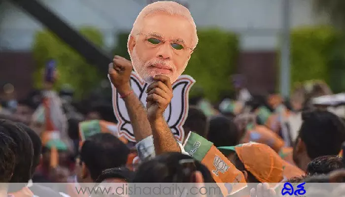 హోళీ పండగ తర్వాతే ప్రమాణస్వీకారాలు హోళీ పండగ తర్వాతే ప్రమాణస్వీకారాలు