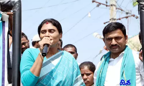 నా ఊపిరి ఉన్నంతకాలం మీకోసమే జీవిస్తా: షర్మిల