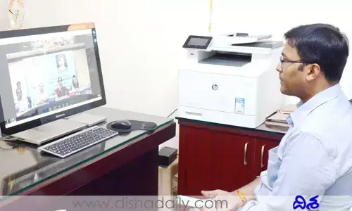 ఇంగ్లీష్ బోధనపై ప్రత్యేక నజర్: కలెక్టర్ హరీశ్