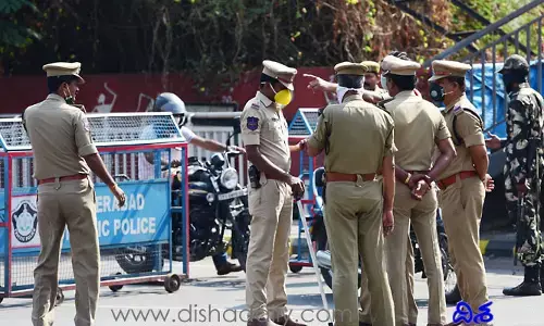 పోలీసుల్లో పదోన్నతుల లొల్లి.. సోషల్ మీడియాలో హల్‌చల్