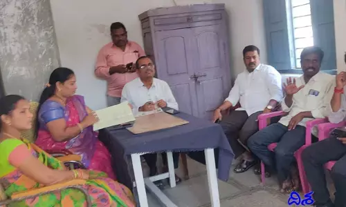 చేయి తడిపితేనే పర్మిషన్.. సెక్రటరీ పనితీరుపై ఎంపీడీఓ ఫైర్