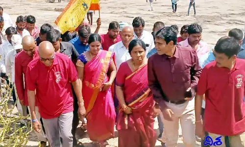మహనీయులు నడయాడిన నేలపై అడుగులు వేయడం నా అదృష్టం
