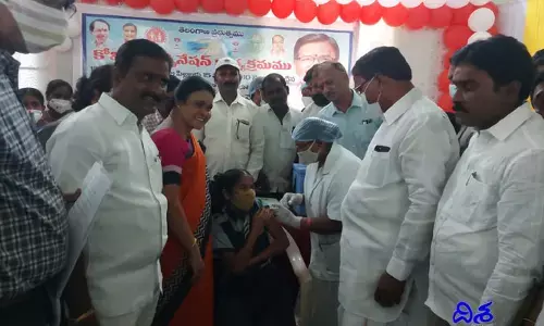 12-14 ఏళ్ల పిల్లలకు వ్యాక్సిన్ వేయించాలి.. జిల్లా కలెక్టర్