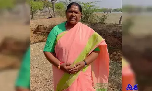 చిన్న జీయర్ స్వామిపై సీతక్క ఫైర్.. వీడియో వైరల్