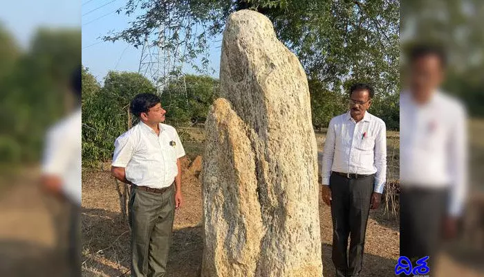 ఇనుపయుగం నాటి మెన్హిర్.. మరణించిన వ్యక్తి జ్ఞాపకార్థం : ఆర్కియాలజిస్ట్ ఇనుపయుగం నాటి మెన్హిర్.. మరణించిన వ్యక్తి జ్ఞాపకార్థం : ఆర్కియాలజిస్ట్