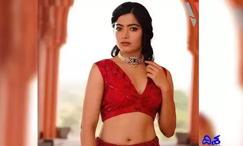 కుర్రాళ్లకు మత్తెక్కించనున్న రష్మిక.. ఐటెం సాంగ్‌కు గ్రీన్ సిగ్నల్