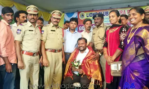 ప్రభుత్వ ఉద్యోగం సాధించాలని ఉందా.. అయితే రైట్ ఛాయిస్ ఇదే!