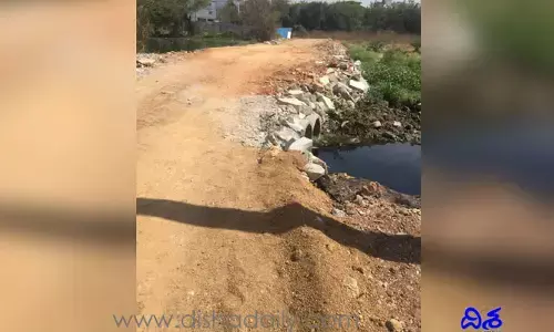తగ్గేదేలే అంటున్న కబ్జా రాయుళ్లు..