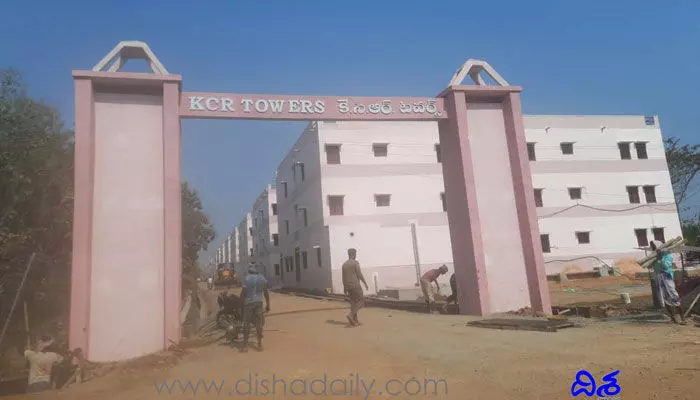కేసీఆర్ టవర్స్లో తాగునీటి కోసం డబ్బులు కట్టాలంటా..! కేసీఆర్ టవర్స్లో తాగునీటి కోసం డబ్బులు కట్టాలంటా..!