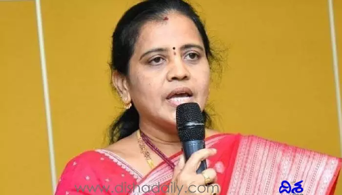 సీఎం జగన్ భజనలో మహిళా శిశు సంక్షేమ శాఖ మంత్రి: ఆచంట సునీత సీఎం జగన్ భజనలో మహిళా శిశు సంక్షేమ శాఖ మంత్రి: ఆచంట సునీత