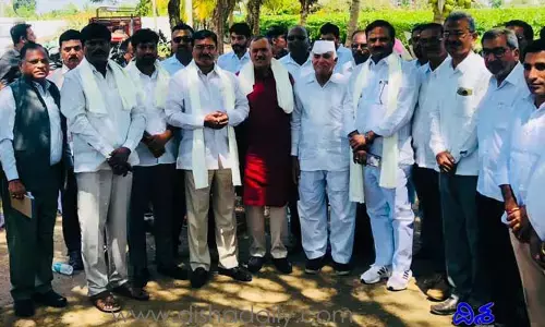 మహారాష్ట్రలో మంత్రి నిరంజన్ రెడ్డి పర్యటన