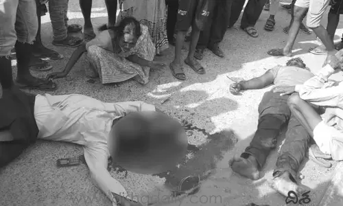హోళీ హుషారులో అతివేగం.. ముగ్గురు మృతి