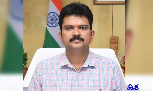 ప్రభుత్వ ప్రకటనలను ఆ శాఖ ద్వారానే జారీ చేయాలి: కలెక్టర్