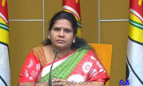 జంగారెడ్డిగూడెం మరణాలన్నీ ప్రభుత్వ హత్యలే: మాజీ మంత్రి పీతల సుజాత