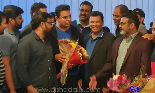 మంత్రి కేటీఆర్‌కు అమెరికాలో ఘనస్వాగతం