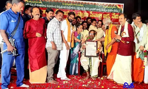 శ్రీ అయ్యప్ప సేవా సమితి పురస్కారం అందుకున్న బచ్చు అశోక్