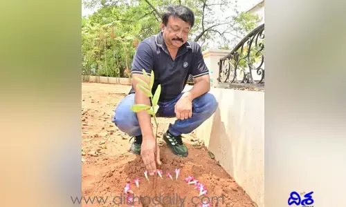 ఇది నేను కాదంటూ ఆర్జీవీ ట్వీట్.. ఆ పోస్టు వైరల్