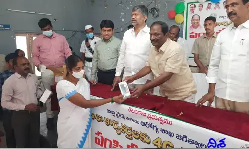 ప్రజారోగ్య విషయంలో వారి సేవలు ఎంతో కీలకం: మంత్రి కొప్పుల ఈశ్వర్