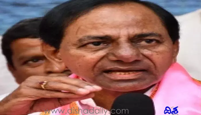 తెలంగాణ భవన్ కు చేరుకున్న సీఎం కేసీఆర్ తెలంగాణ భవన్ కు చేరుకున్న సీఎం కేసీఆర్