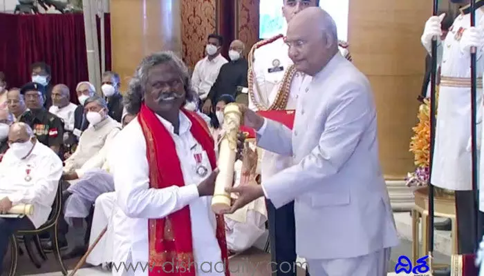 కిన్నెర మొగులయ్యకు పద్మశ్రీ అవార్డు కిన్నెర మొగులయ్యకు పద్మశ్రీ అవార్డు