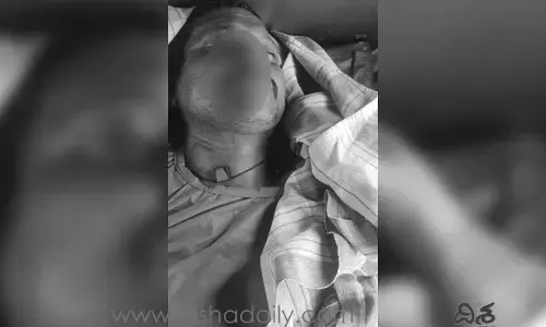 భూమి మొత్తం రోడ్డు కింద పోతుందని భయంతో ఆత్మహత్య
