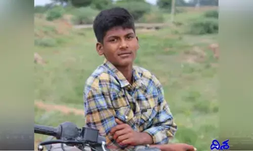 రోడ్డు ప్రమాదాన్ని ప్రత్యక్షంగా చూసిన విద్యార్థి హఠాన్మరణం..