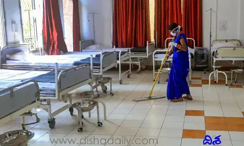 జీతం లేని సేవలు.. ప్రశ్నిస్తే ఉద్యోగం ఊస్ట్