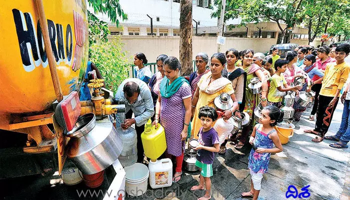 వరల్డ్ వాటర్ డే 2022: నీరు ఇలా అయ్యిందా..?! మనమేం చేయాలి? వరల్డ్ వాటర్ డే 2022: నీరు ఇలా అయ్యిందా..?! మనమేం చేయాలి?