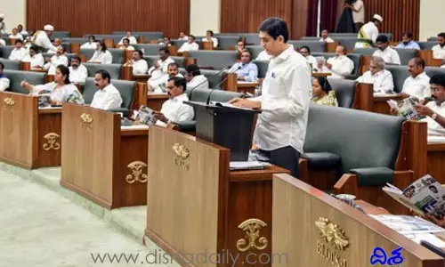 అసెంబ్లీ నుంచి నలుగురు టీడీపీ ఎమ్మెల్యేలు సస్పెండ్