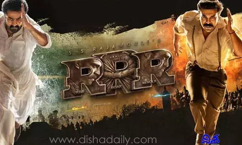 RRR ఫస్ట్ రివ్యూ.. వెండితెరపై మంటలే..  సినిమా ఎలా ఉందంటే?