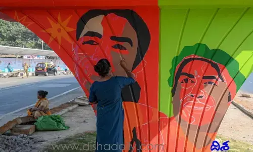 రంగులమయంగా హిజ్రాల జీవితం