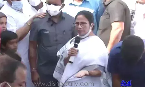 ఆ హత్యల వెనుక పెద్ద విషయమే ఉంది.. సీఎం మమతా బెనర్జీ