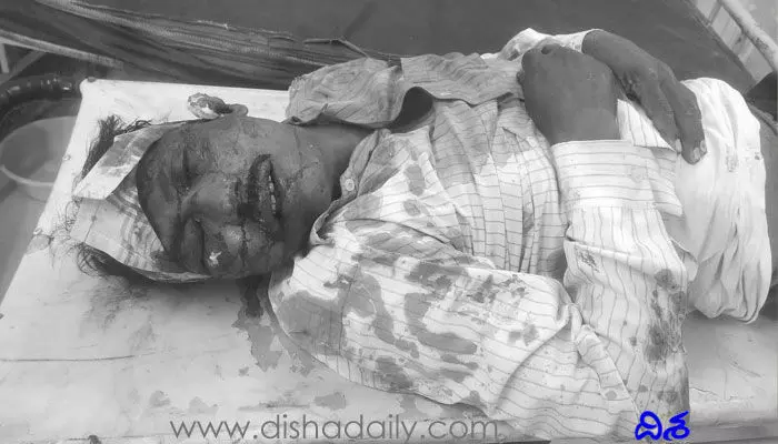 బైక్ అదుపు తప్పి కింద పడి వీఆర్వో మృతి బైక్ అదుపు తప్పి కింద పడి వీఆర్వో మృతి