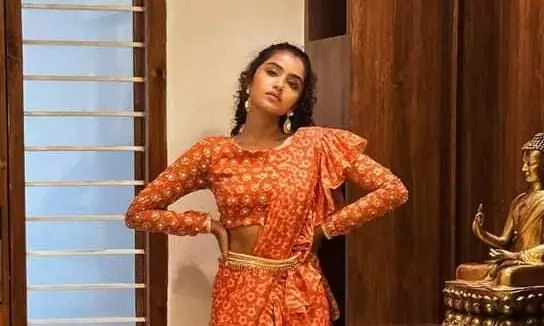 Moon just turned Orange Anupama Parameswaran Moon just turned Orange Anupama Parameswaran