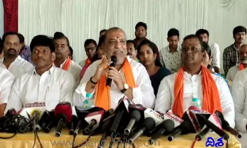 దమ్ముంటే చర్చకు రా.. నీ అక్రమాల చిట్టతో బహిరంగ చర్చకు సిద్ధం: నందీశ్వర్ గౌడ్