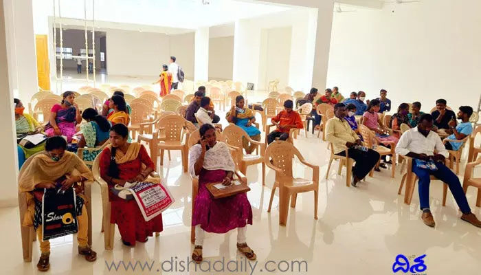 తెల్లవారితే ఆలయం రీఓపెన్.. యాదాద్రిలో ఘరానా మోసం! తెల్లవారితే ఆలయం రీఓపెన్.. యాదాద్రిలో ఘరానా మోసం!