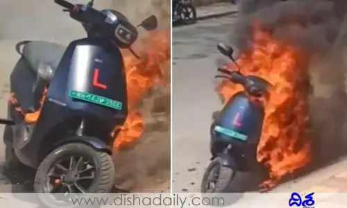 Ola ఈ-స్కూటర్‌లో మంటలు.. స్పందించిన సీఈవో