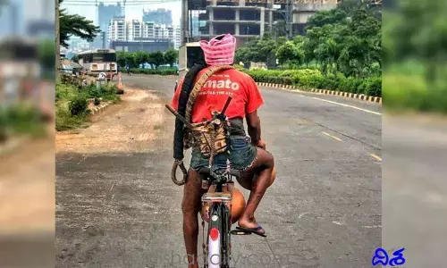 జొమాటోలో కల్లును ఆర్డర్ చేసుకోవచ్చా..? వైరలైన డెలివరీ పిక్స్