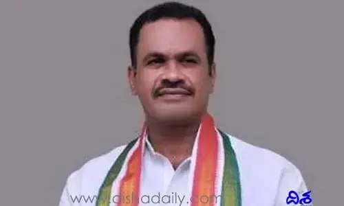 రాహుల్ గాంధీని కలిసిన ఎంపీ కోమటిరెడ్డి.. దానిపై ఆందోళన చెందవద్దని భరోసా..!