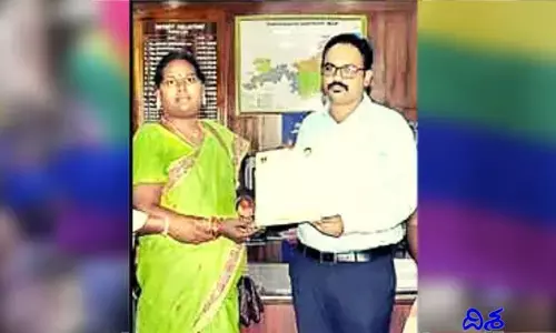 పంచాయతి కార్యదర్శిగా రిజైన్ చేసిన ట్రాన్స్‌ఉమన్.. ఆ తర్వాత మళ్లీ అదే పదవికి..
