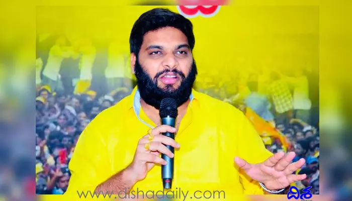APPSC పై సంచలన వ్యాఖ్యలు చేసిన టీడీపీ నేత ప్రణవ్ APPSC పై సంచలన వ్యాఖ్యలు చేసిన టీడీపీ నేత ప్రణవ్