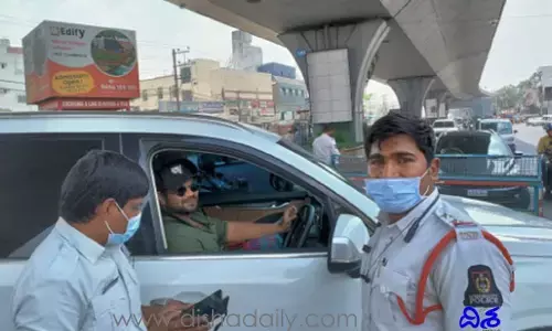 హీరో మంచు మనోజ్‌ కారుకు జరిమానా