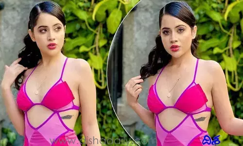 బట్టలు లేకుండా Urfi Javed.. ఇంత రోత పుట్టిస్తుందేంటి?