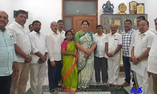 గిరిజన రిజర్వేషన్ల పెంపులో బిజెపి అవకాశవాద రాజకీయాలు.. మంత్రి సత్యవతి రాథోడ్ ఫైర్