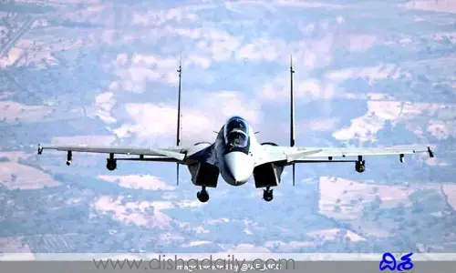 పుణె ఎయిర్‌పోర్టులో పేలిన సుఖోయ్ ఫైటర్ టైరు