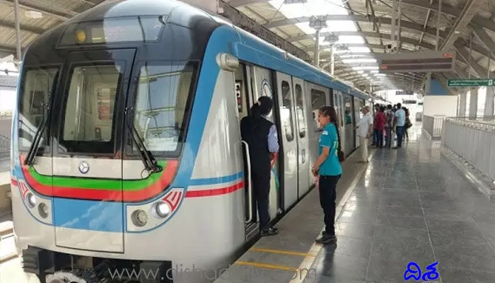 Hyderabad Metro ప్రయాణికులకు గుడ్ న్యూస్.. బంపర్ ఆఫర్ ప్రకటించిన L&T ఎండీ Hyderabad Metro ప్రయాణికులకు గుడ్ న్యూస్.. బంపర్ ఆఫర్ ప్రకటించిన L&T ఎండీ
