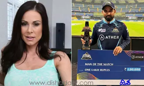 మహ్మద్ ష‌మీ ప్రదర్శనపై శృంగార తార ప్రశంసలు..