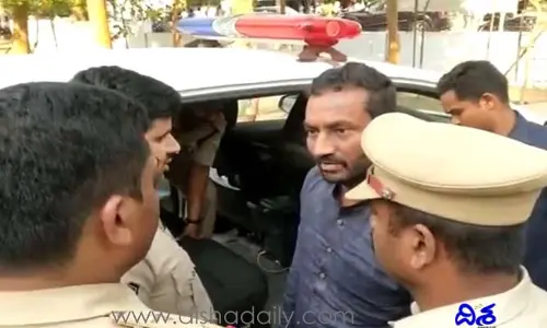 న్యాయం కోసం వస్తే అరెస్టు చేస్తారా.. మీపై ప్రతీకారం తీర్చుకుంటా: ఎమ్మెల్యే