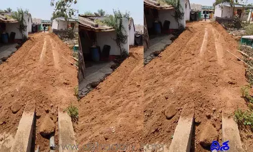ఆ నిర్మాణంలో ఇసుక స్థానంలో డస్ట్‌.. ఇదేంటని ప్రశ్నిస్తే..!
