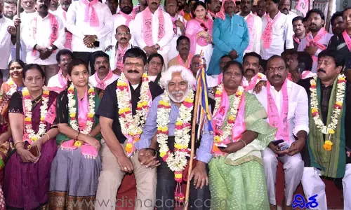 ఫెడరల్ వ్యవస్థను కాదని కేంద్రం పరిపాలన.. గద్దర్